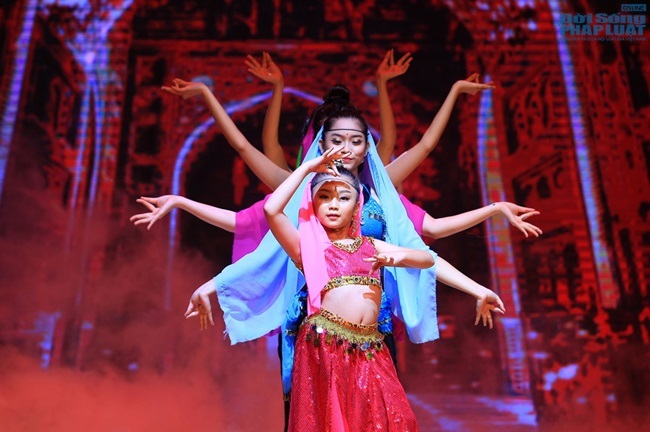 Liveshow 3 Bước Nhảy Hoàn Vũ Nhí 2014: Loại 3 thí sinh